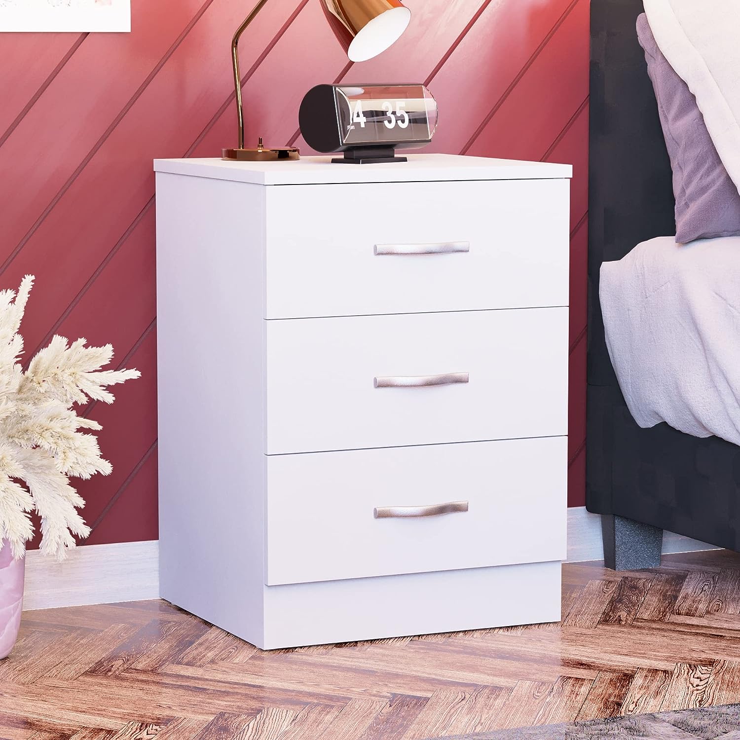 Vida Designs White Bedside Cabinet Chest of Drawers, 3 Drawer With Metal Handles and Runners, Unique Anti-Bowing Drawer Support, Riano Bedroom Furniture
